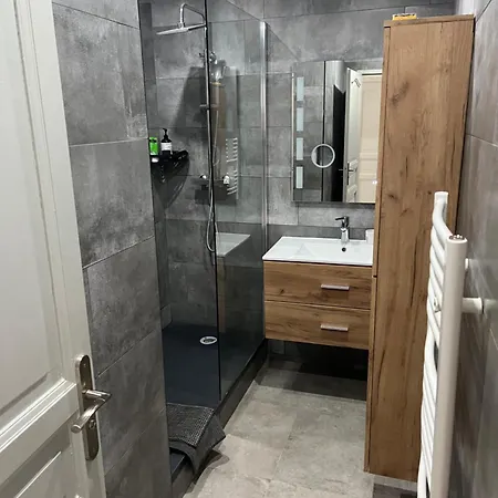 Ecrin De Verdure Bed & Breakfast La Tour-de-Salvagny